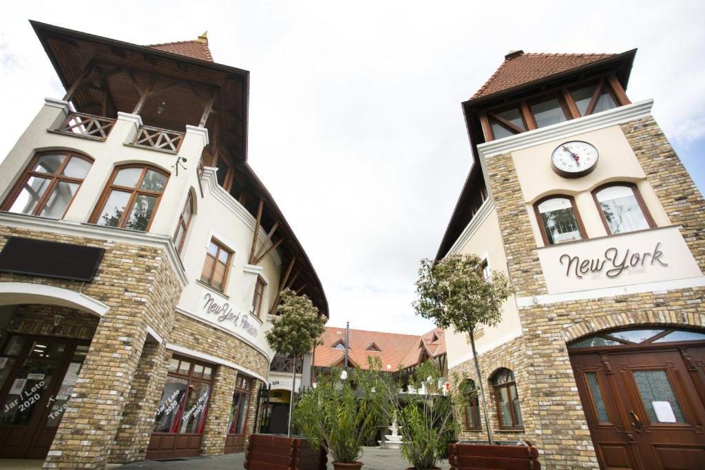 New York Pension Dunajska Streda Exterior photo